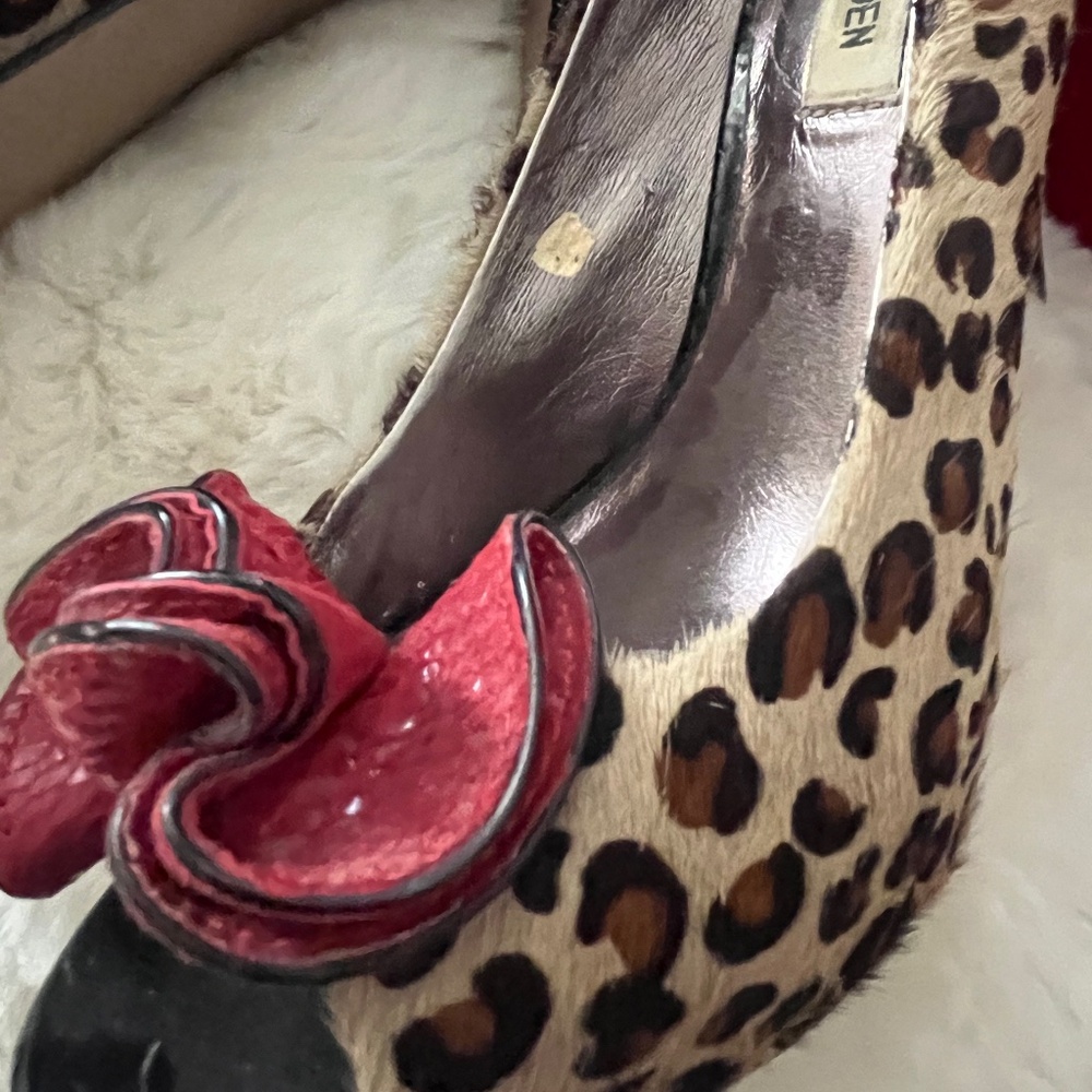 Women's Steve Madden Leopard Print Heels - 6.5M - Picture 4 of 6